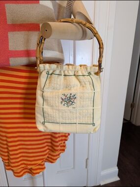 Vintage Cream Color Cross Stitch Embroidered Bamboo-Handle Women’s Bag